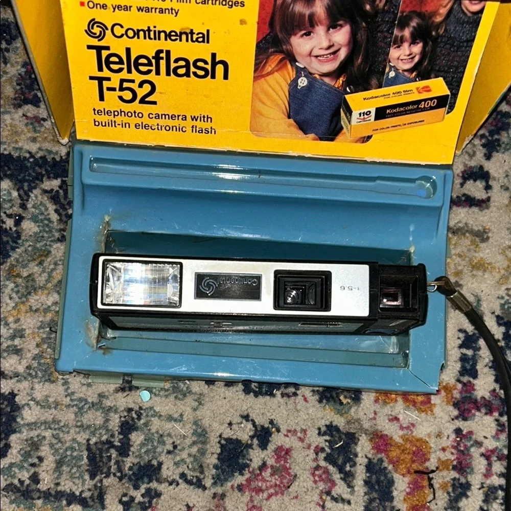 Continental Teleflash T-52 Telephoto Camera-vintage